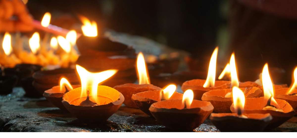 ESPECIAL FESTIVAL DIWALI  2027 (QITW161)
